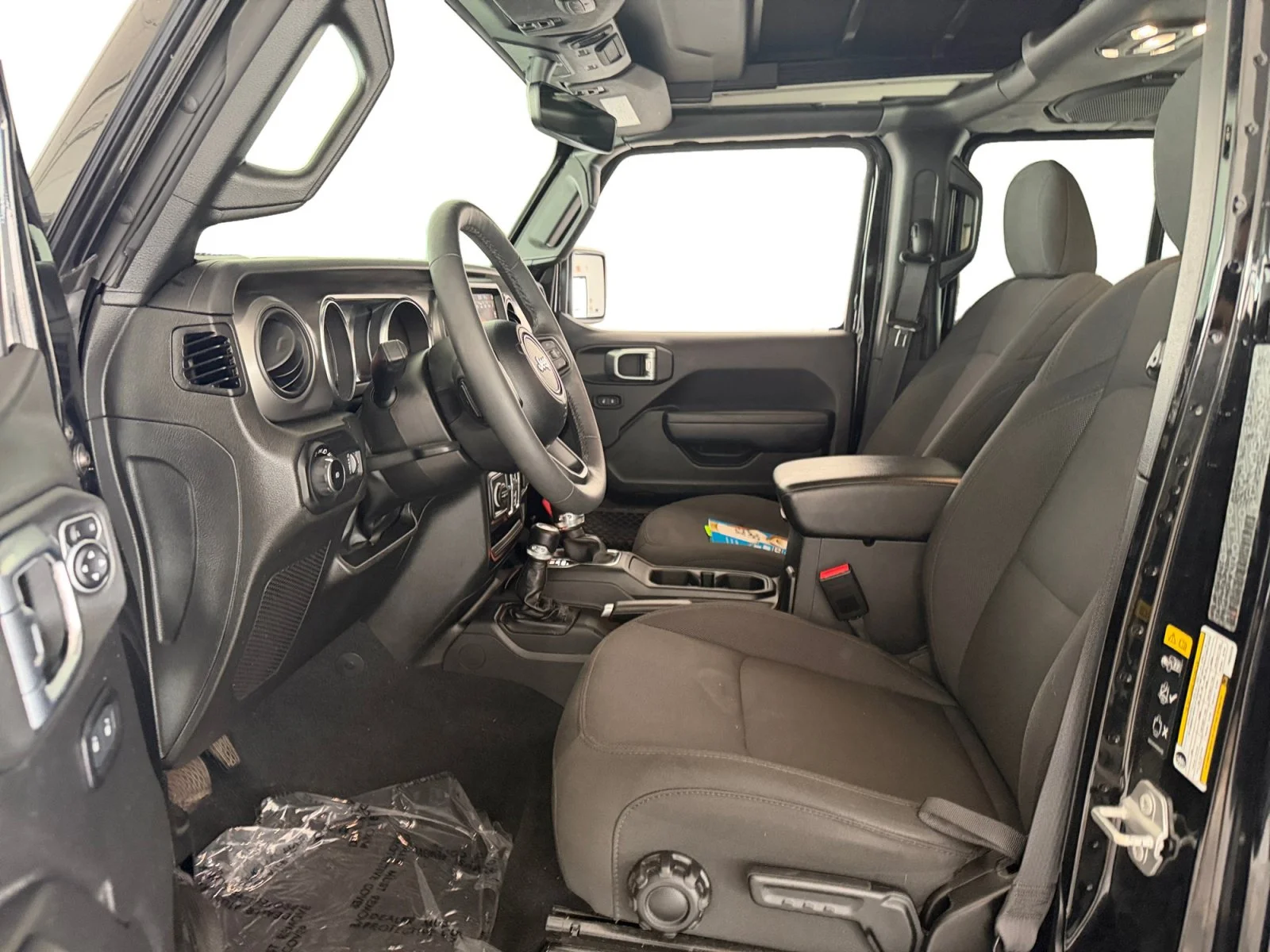 Used 2023 Black Clearcoat Jeep Sport S image 8