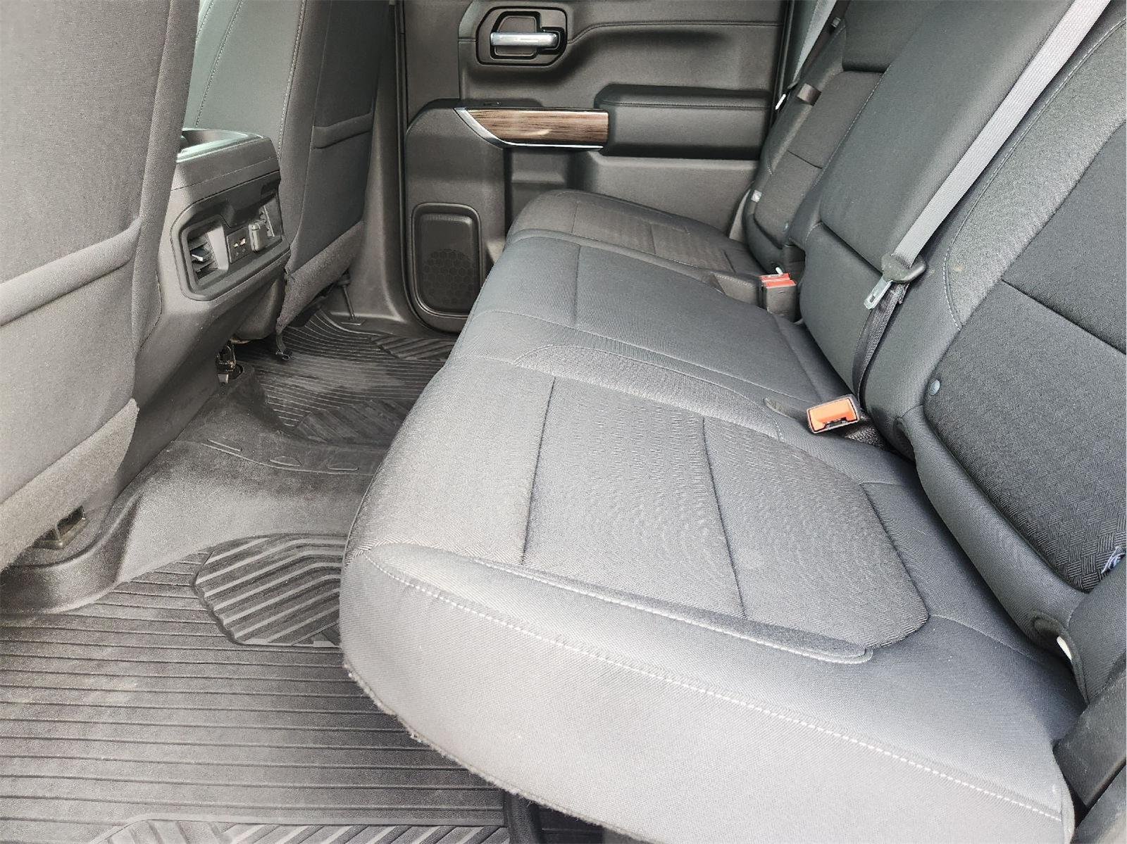 2021 Chevrolet Silverado 1500 photo 30 of 33