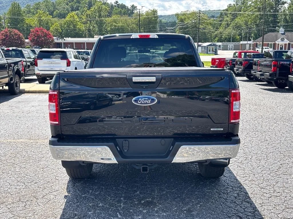 Used 2018 Black Ford XLT image 6