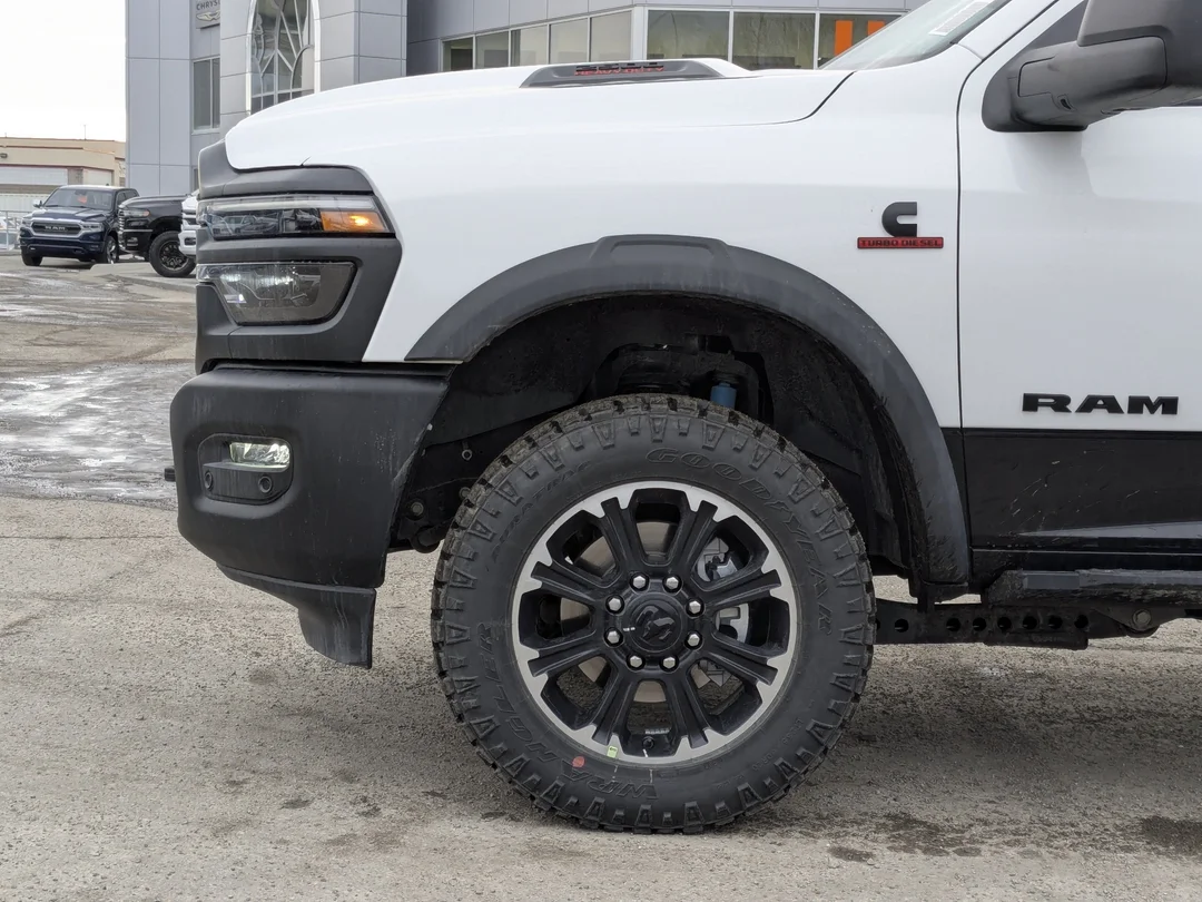 New 2026 White RAM Rebel - - 4x4 - 6.7L Cummins HO Diesel - Level 1 Grp - 5th Wheel Tow Grp & More! image 9