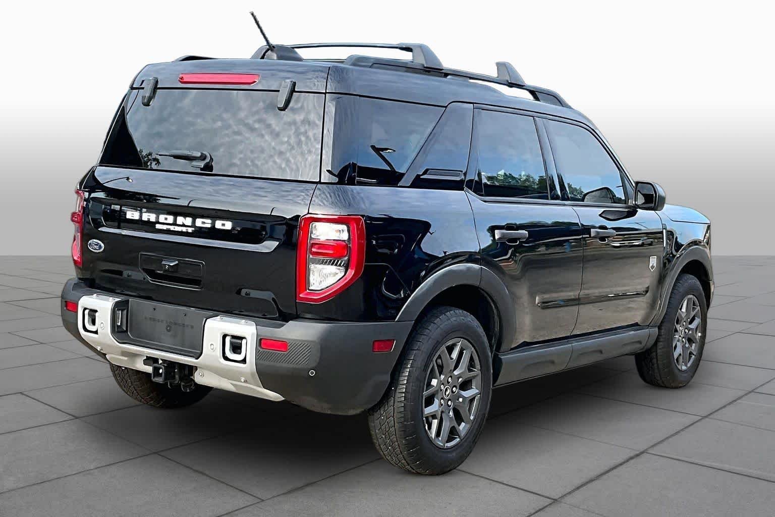Used 2025 Shadow Black Ford Big Bend image 13