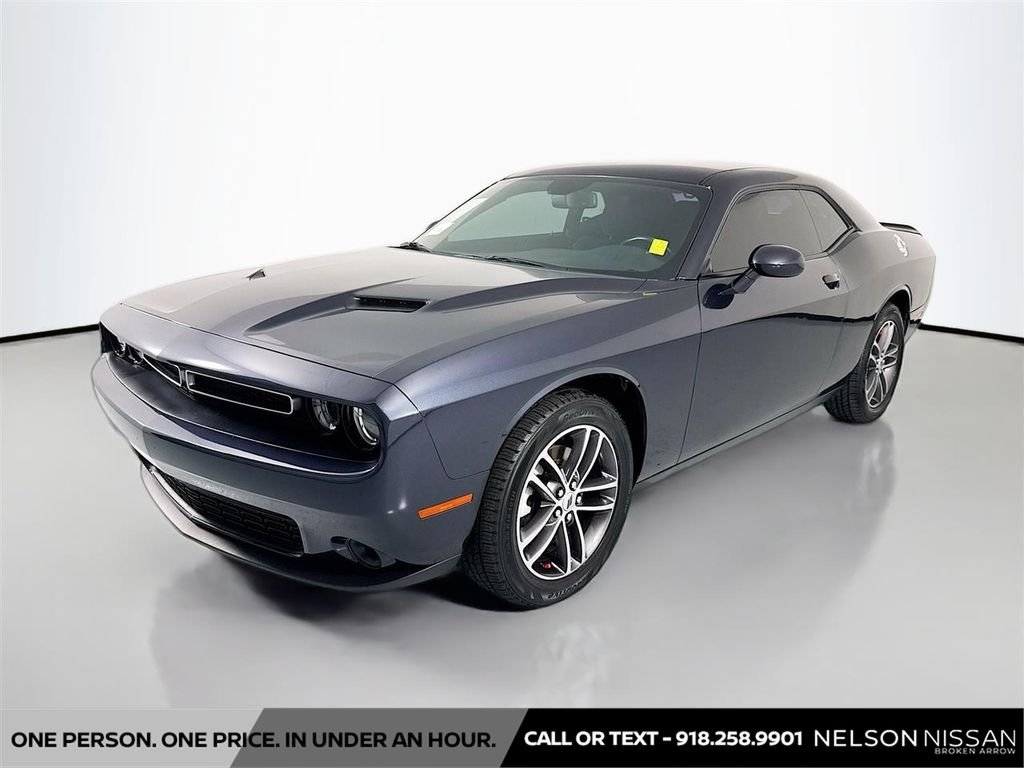 2019 Dodge Challenger SXT Auto AWD's photo