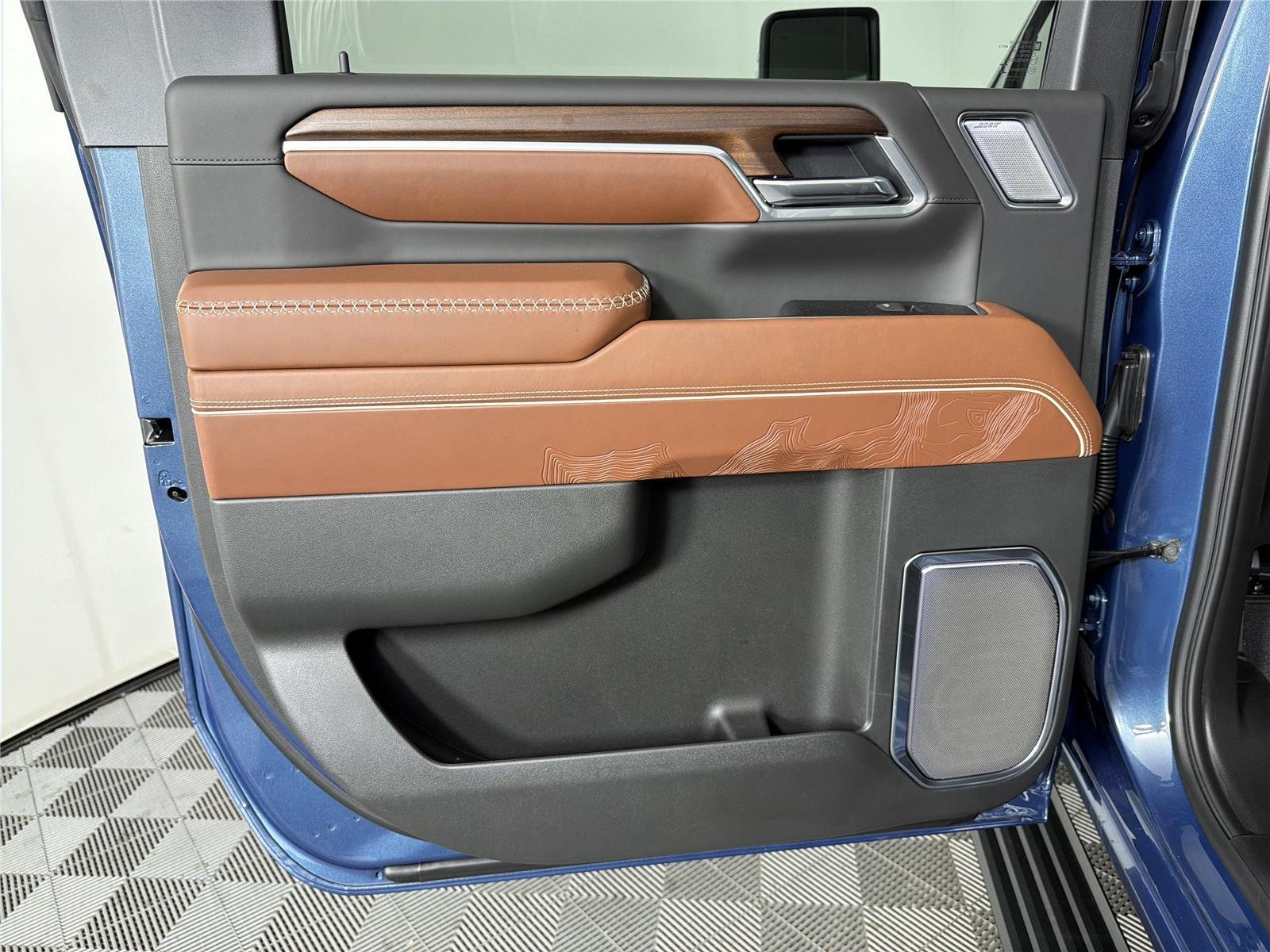 2026 GMC Sierra 2500HD Denali Ultimate - Photo 21