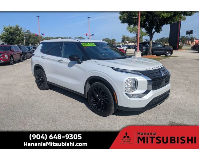 2024 Mitsubishi Outlander SE Black Edition w Pano 2WD's photo