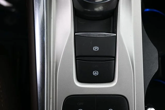 Used 2021 Black Ford King Ranch image 29