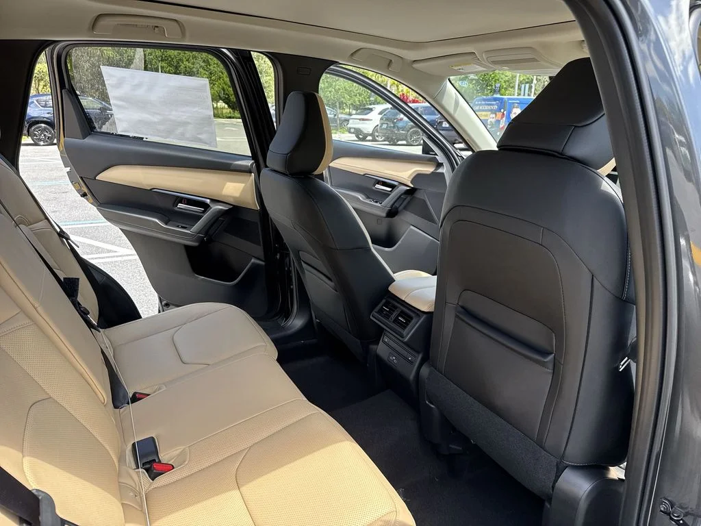 New 2026 Machine Gray Metallic Mazda 2.5 S Premium Plus AWD image 33