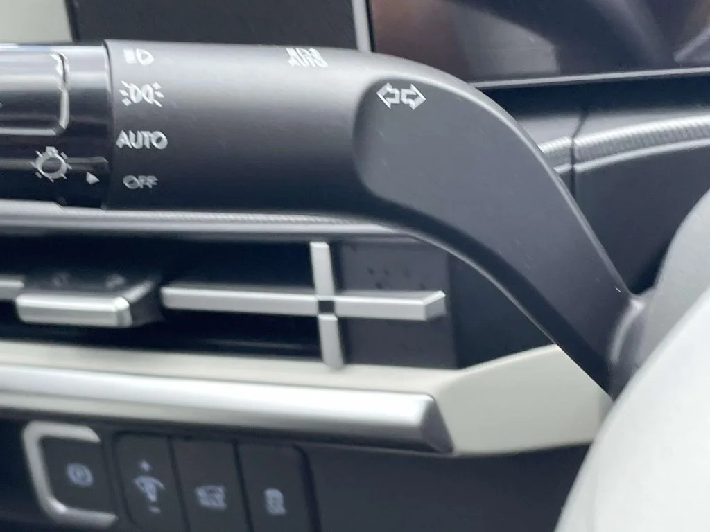 New 2026 Gray Hyundai SE image 24
