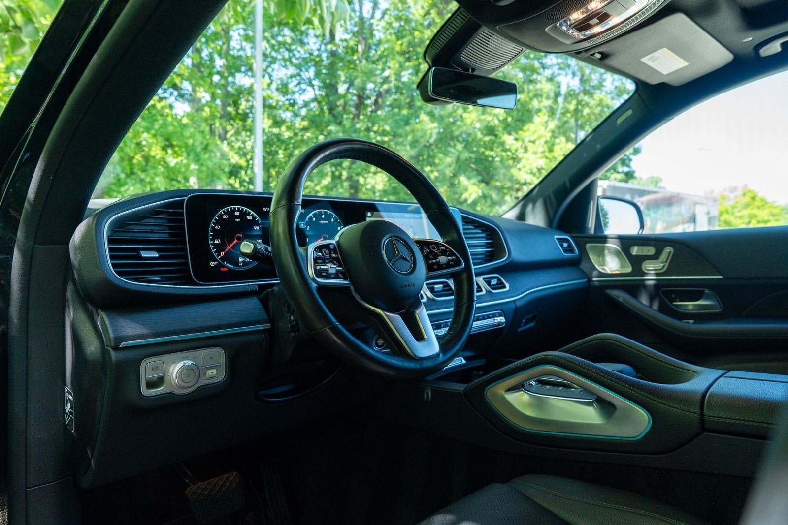 Used 2022 Black Mercedes-Benz 450 4MATIC® image 20