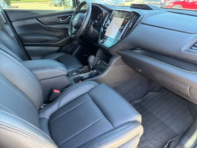 Certified Used 2025 White Subaru Onyx Edition Touring image 24