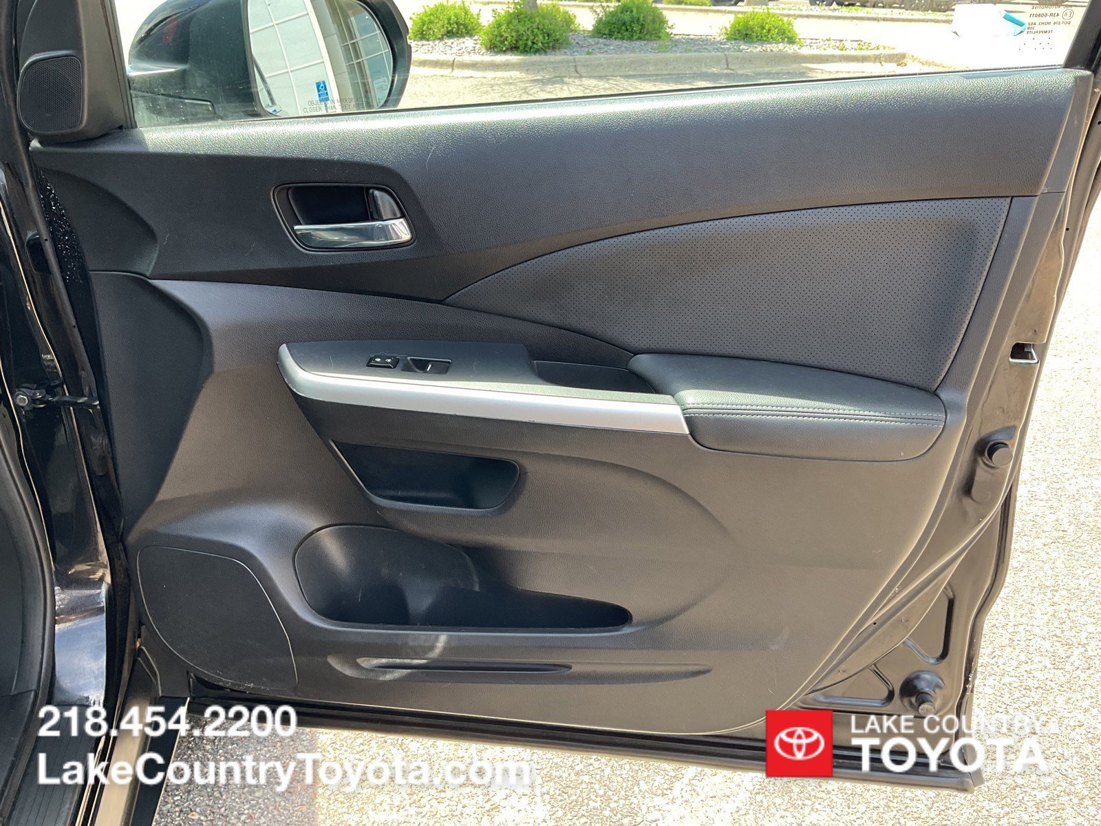 Used 2016 Black Honda Touring image 13