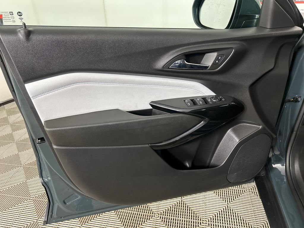 Used 2025 Gray Chevrolet LT image 11