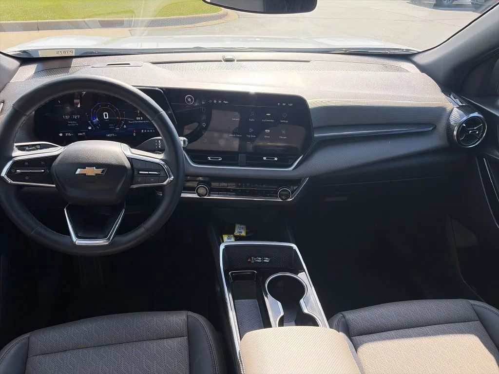 2025 Chevrolet Equinox LT - Photo 10