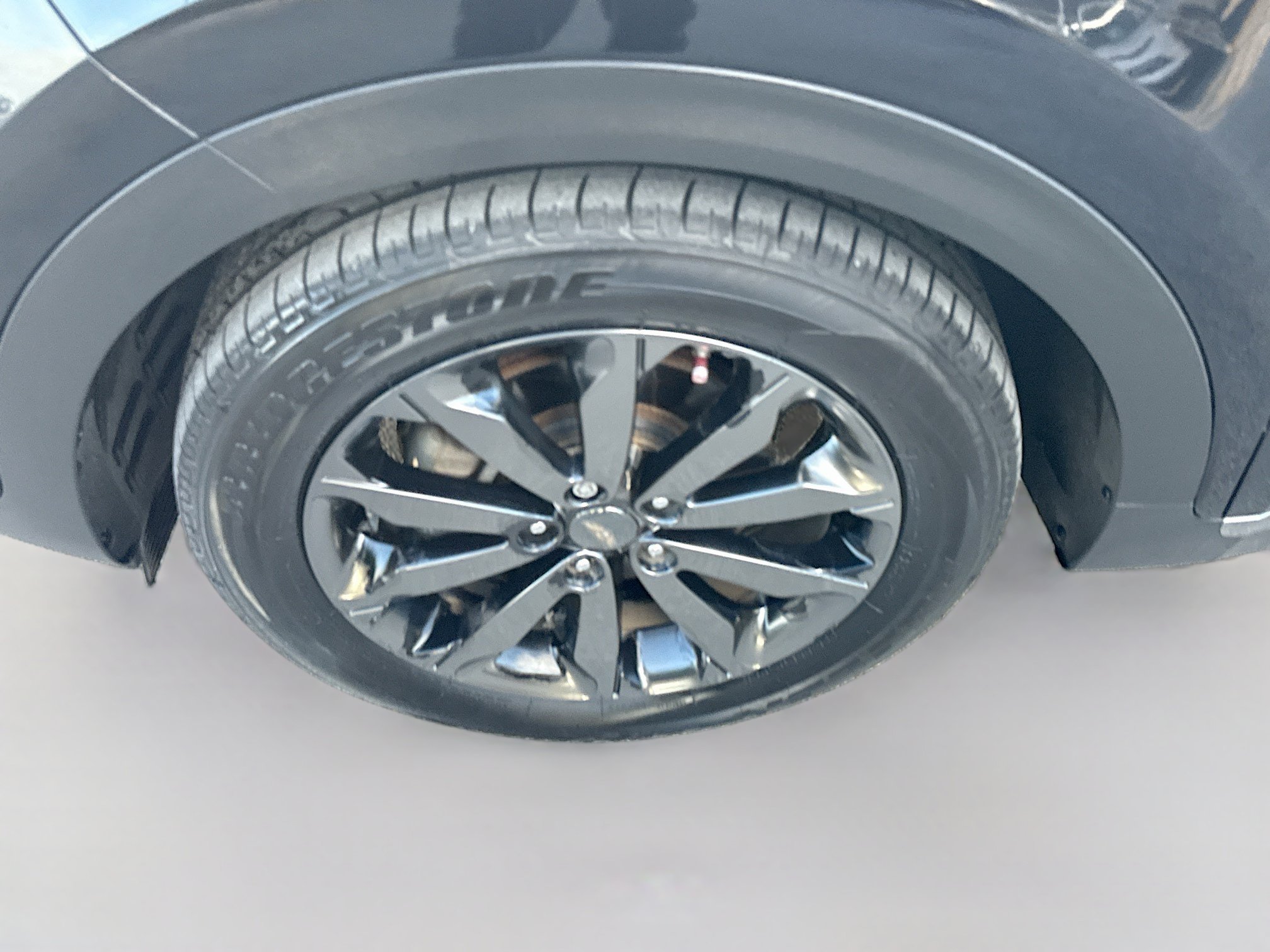 Used 2018 Black Cherry Kia EX image 34