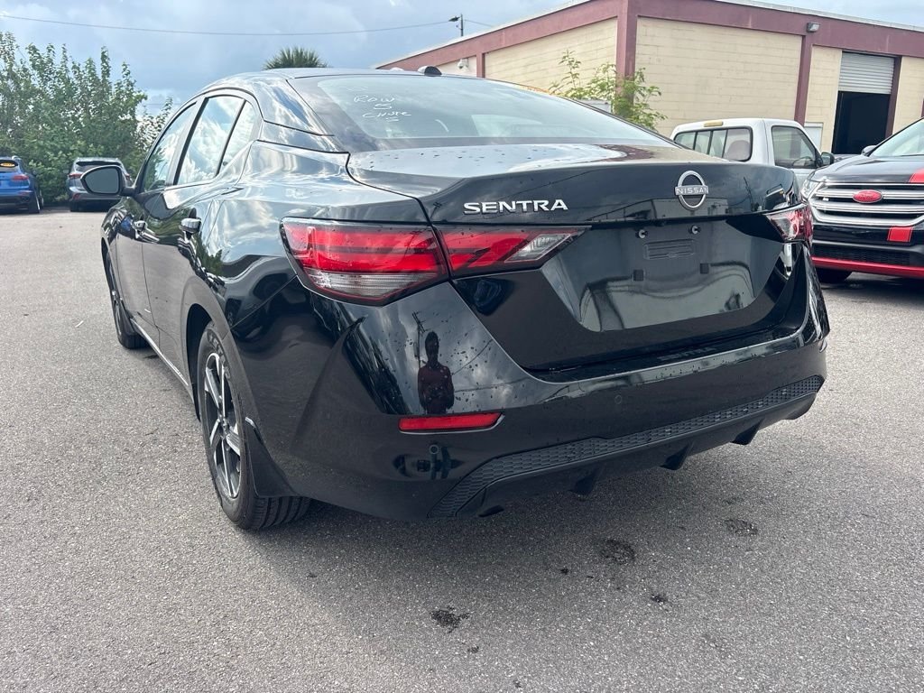 Used 2025 Black Nissan SV image 5