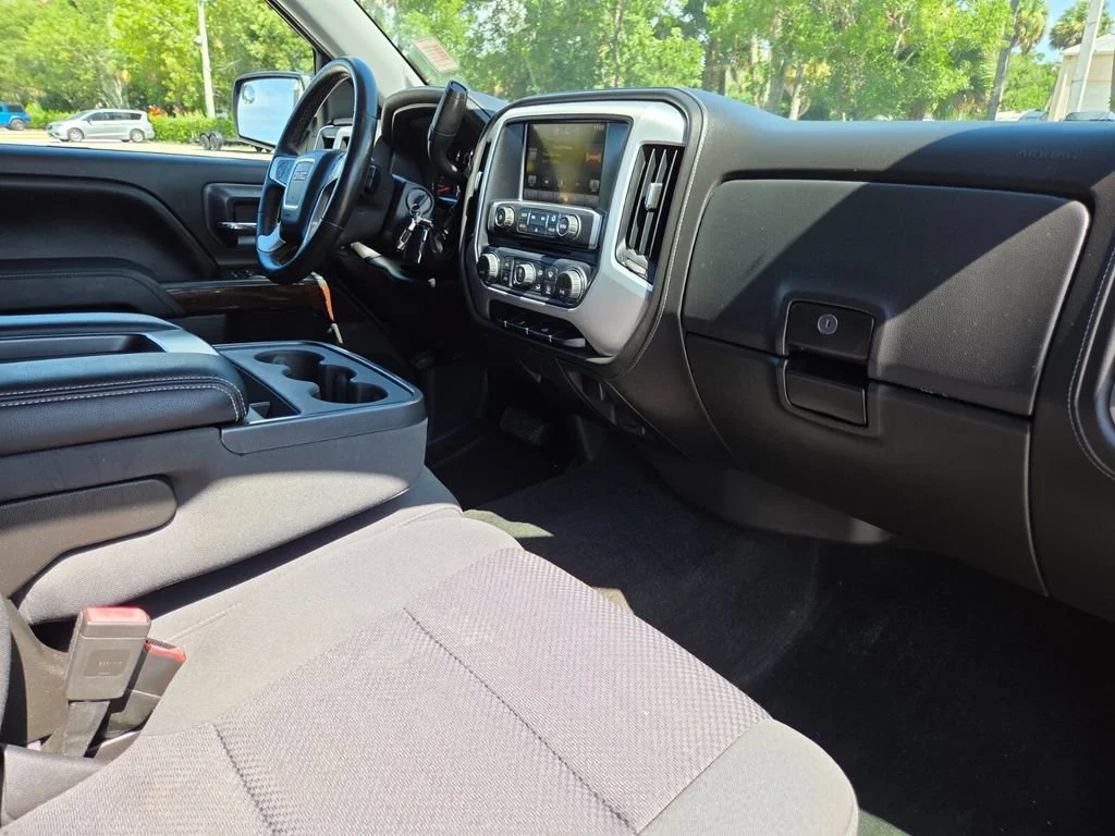 Used 2014 Onyx Black GMC SLE image 14
