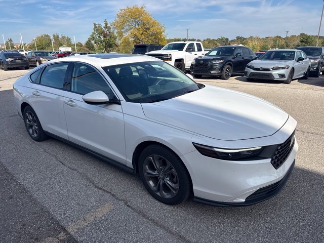 2024 Honda Accord EX - Photo 2