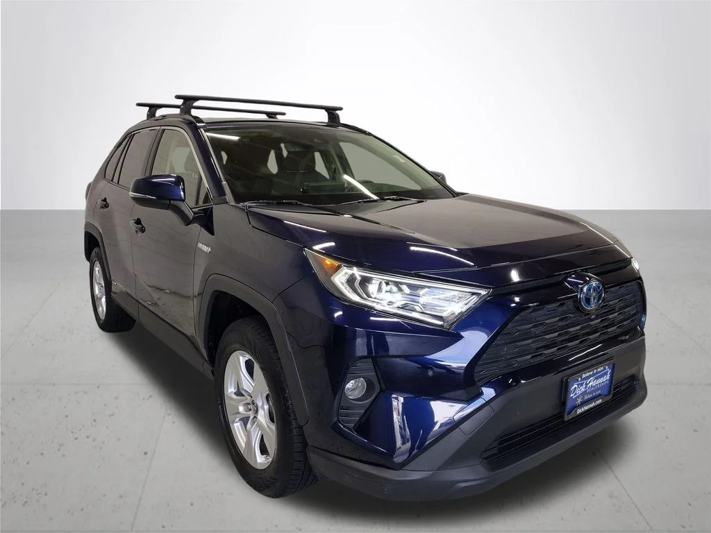 Used 2019 Blue Toyota XLE image 4