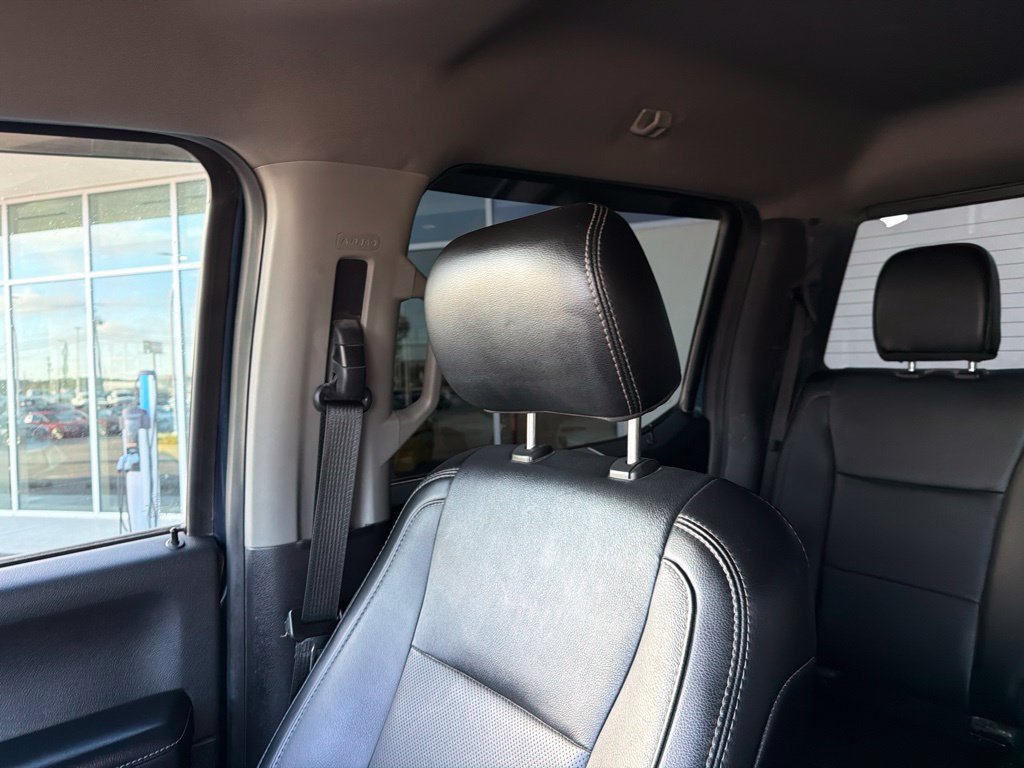 Used 2019 Blue Ford Lariat image 24