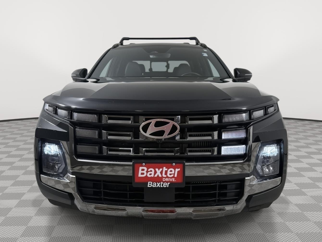 Used 2025 Phantom Black Hyundai Limited image 6