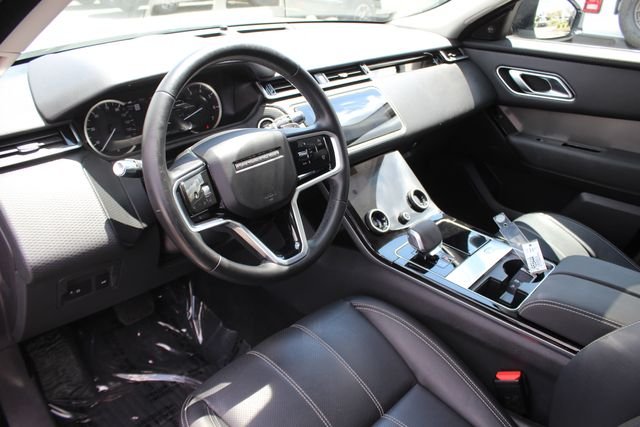 Used 2022 White Land Rover S image 3