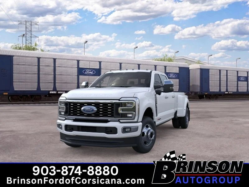 New 2026 Star White Metallic Tri-Coat Ford F-350® Platinum® image 2
