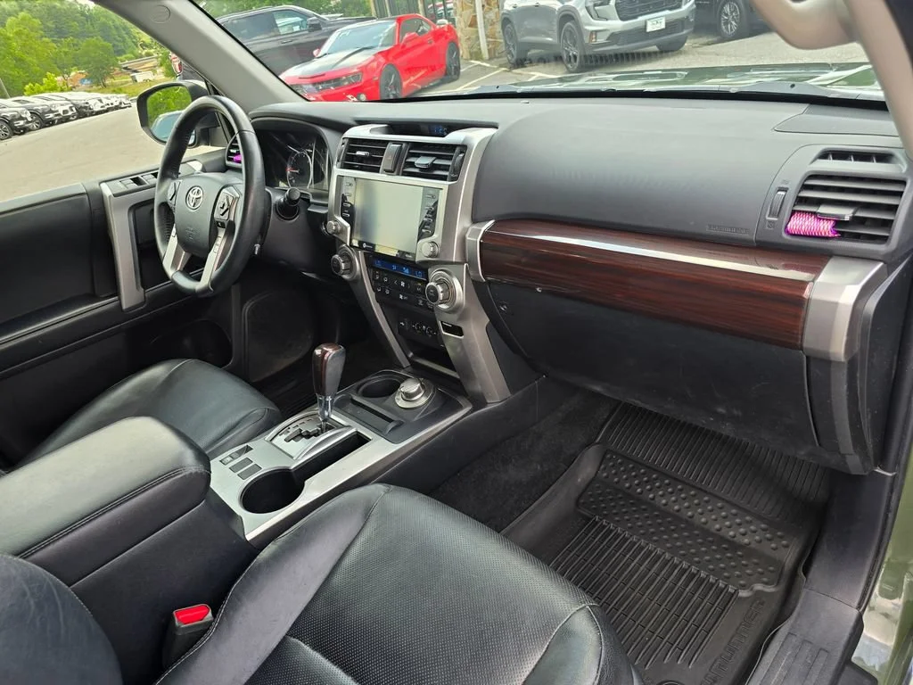 2022 Toyota 4Runner Limited - Photo 33