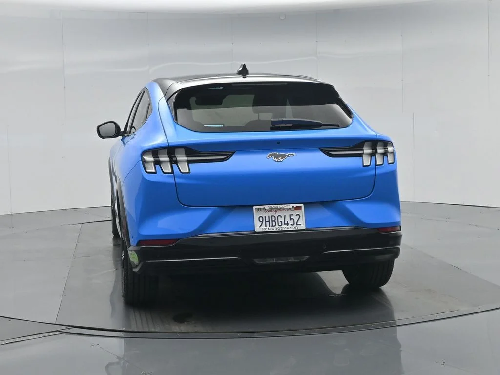 Used 2023 Blue Ford Premium image 27