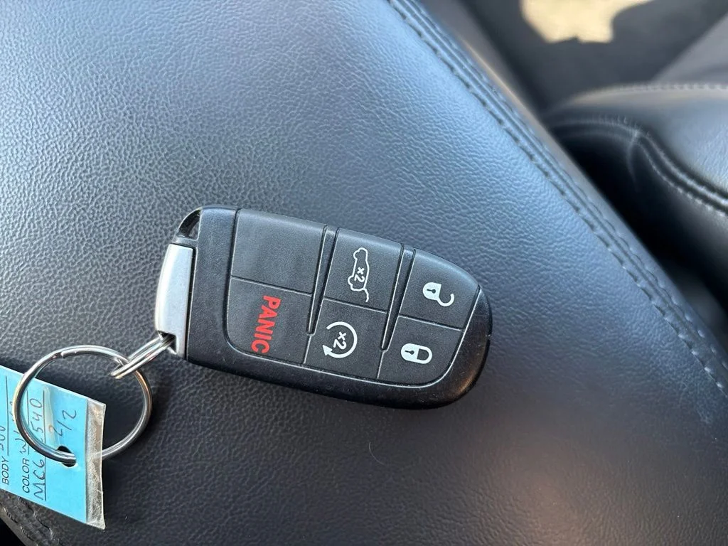 Used 2021 White Jeep Laredo X image 33