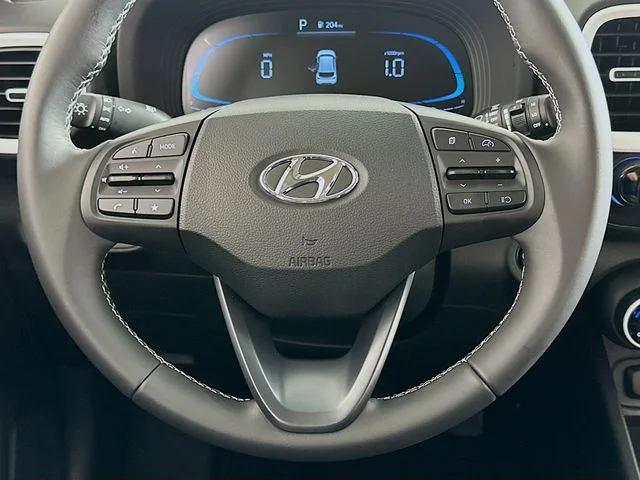 New 2026 Hyundai VENUE SEL