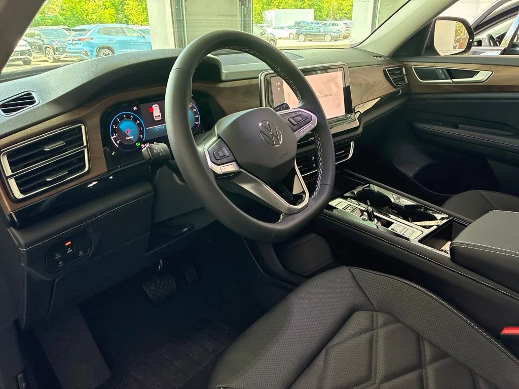 New 2026 Green Volkswagen 2.0T SE w/Technology image 14