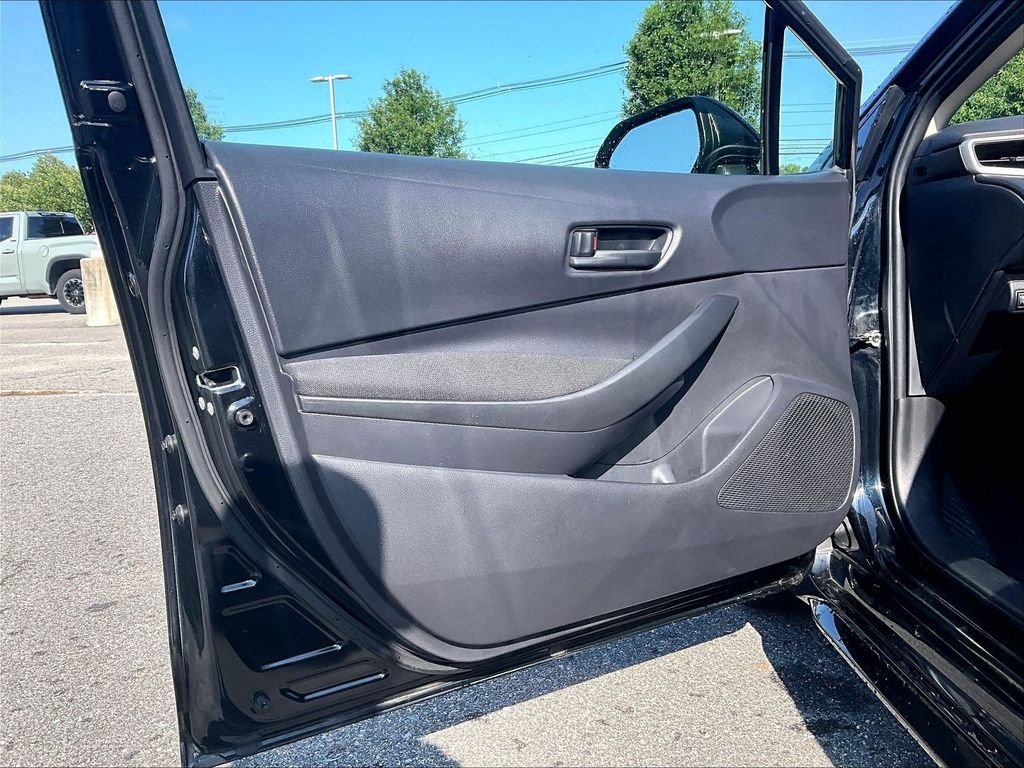 Used 2023 Black Toyota LE image 9