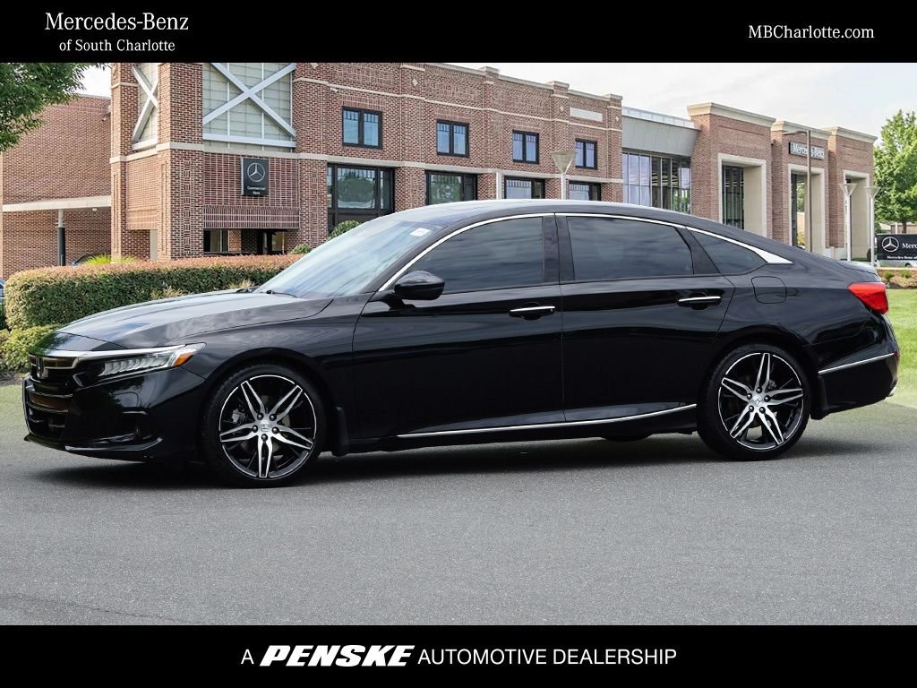 2021 Honda Accord 2.0T Touring Auto's photo