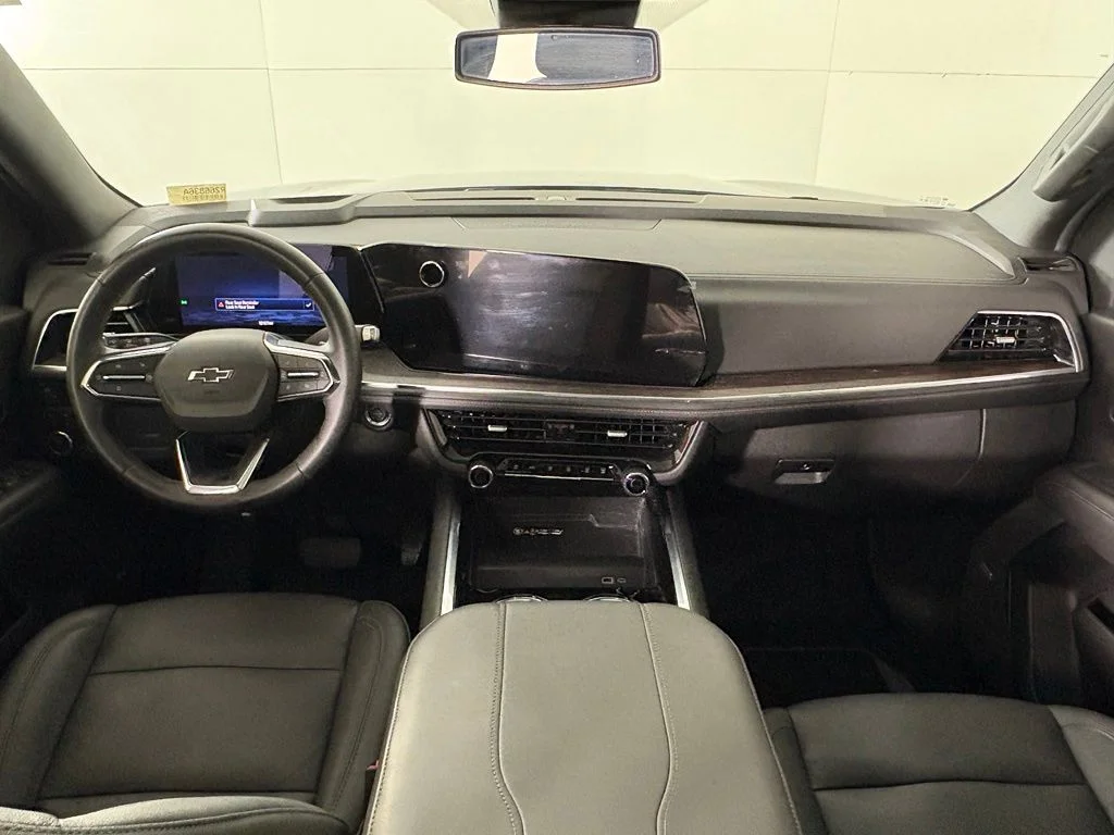 Used 2026 Gray Chevrolet Z71 image 42