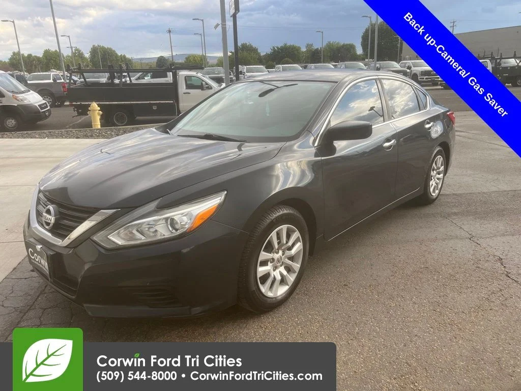 2016 Nissan Altima's photo