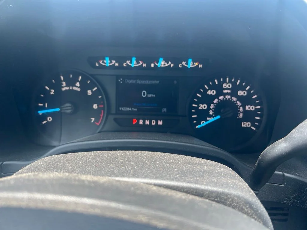 Used 2020 Blue Ford XL image 9