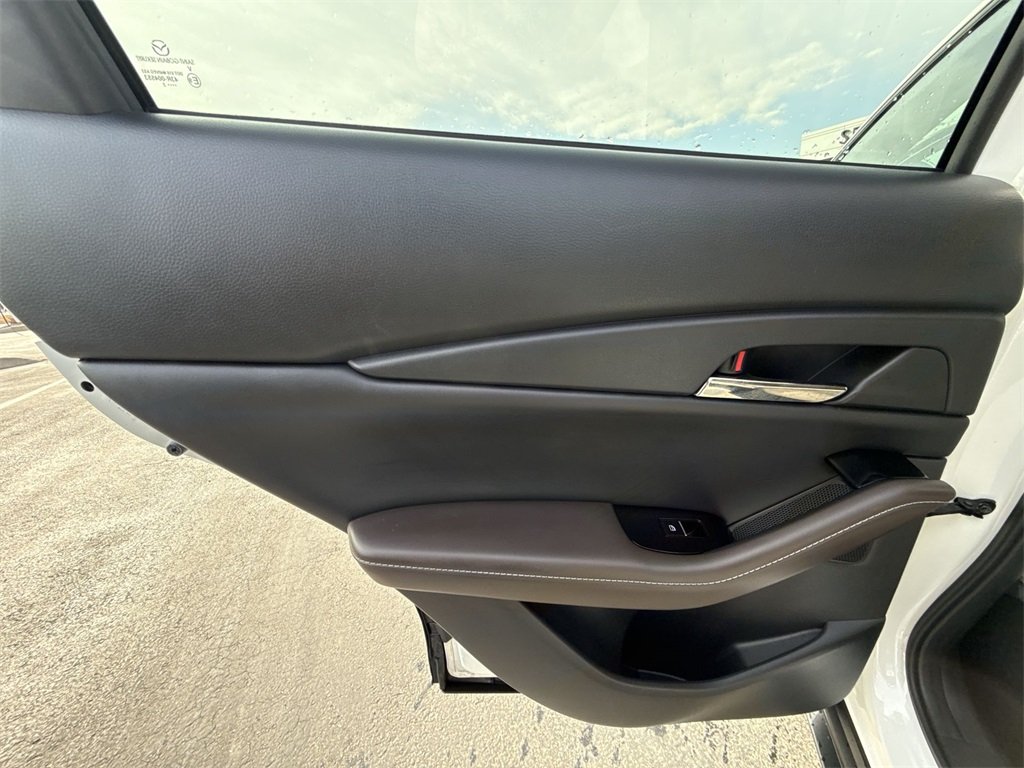 2023 MAZDA CX-30 - Image 22