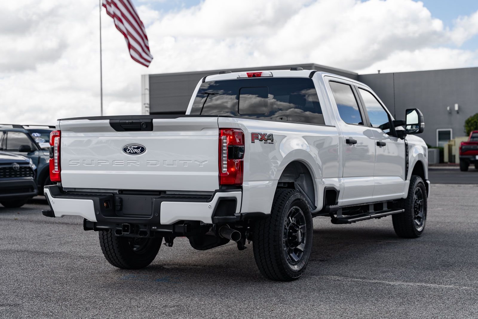New 2027 White Ford XL image 4