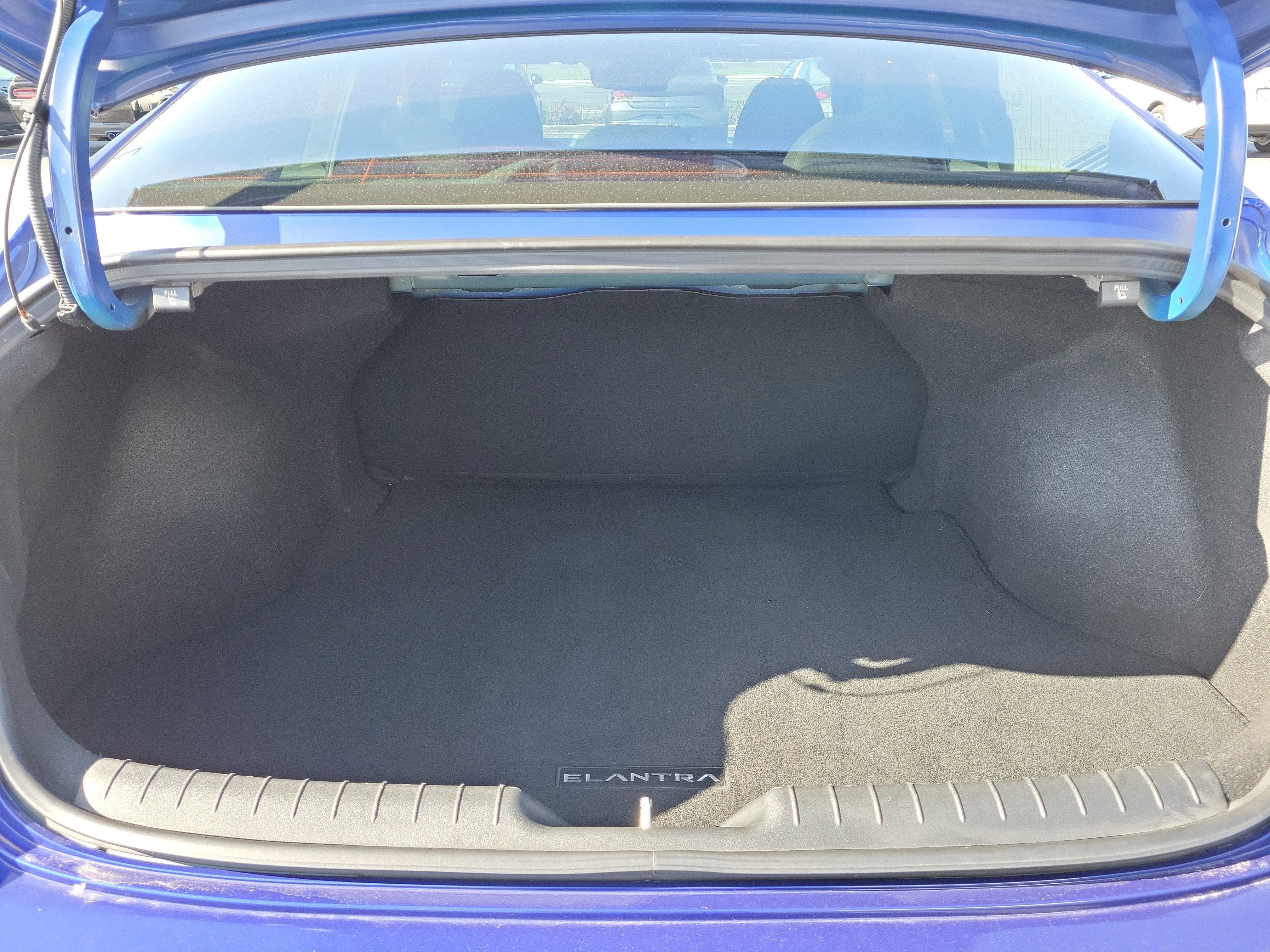 Used 2023 Intense Blue Hyundai SEL image 9