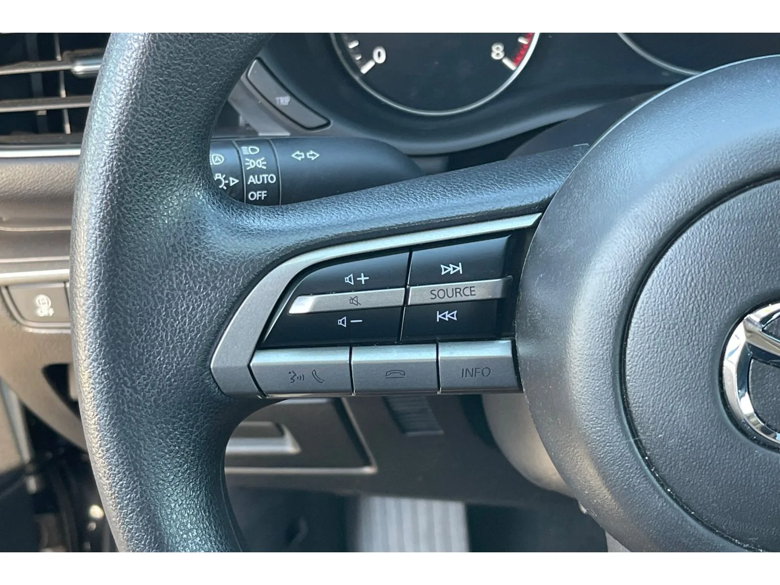 Used 2022 Jet Black Mica Mazda 2.0 image 35