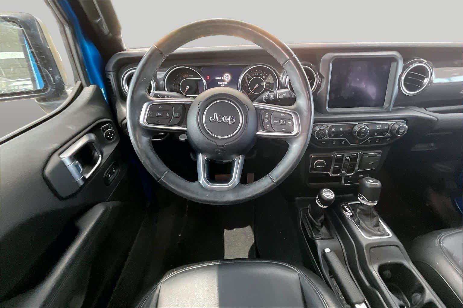 Used 2022 Hydro Blue Pearlcoat Jeep Unlimited Sahara Altitude image 6