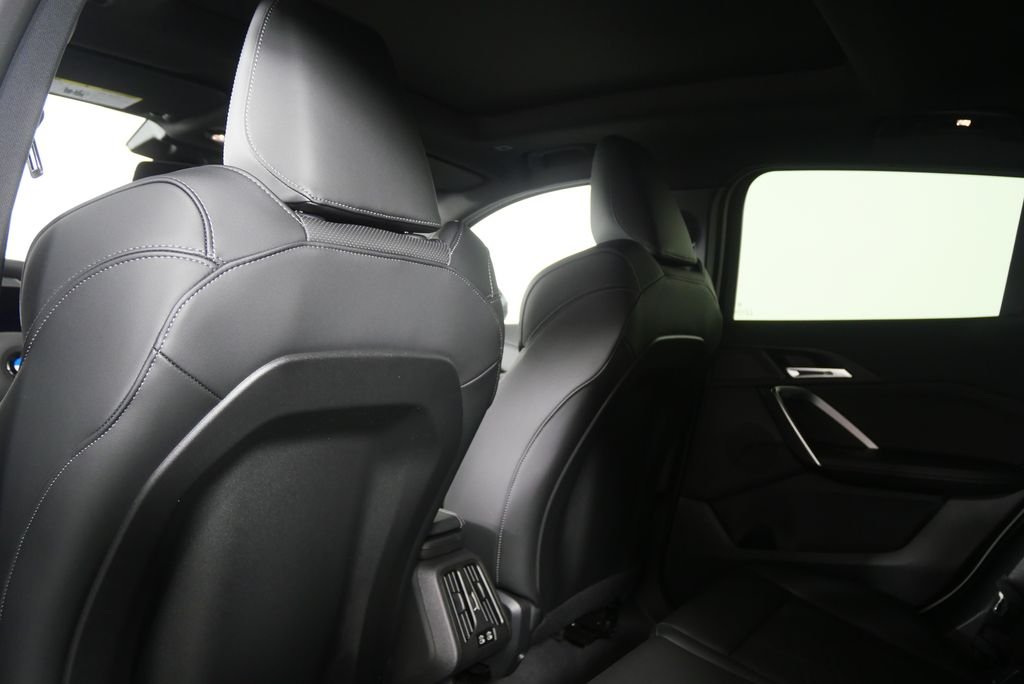 New 2026 Alpine White BMW xDrive28i image 16
