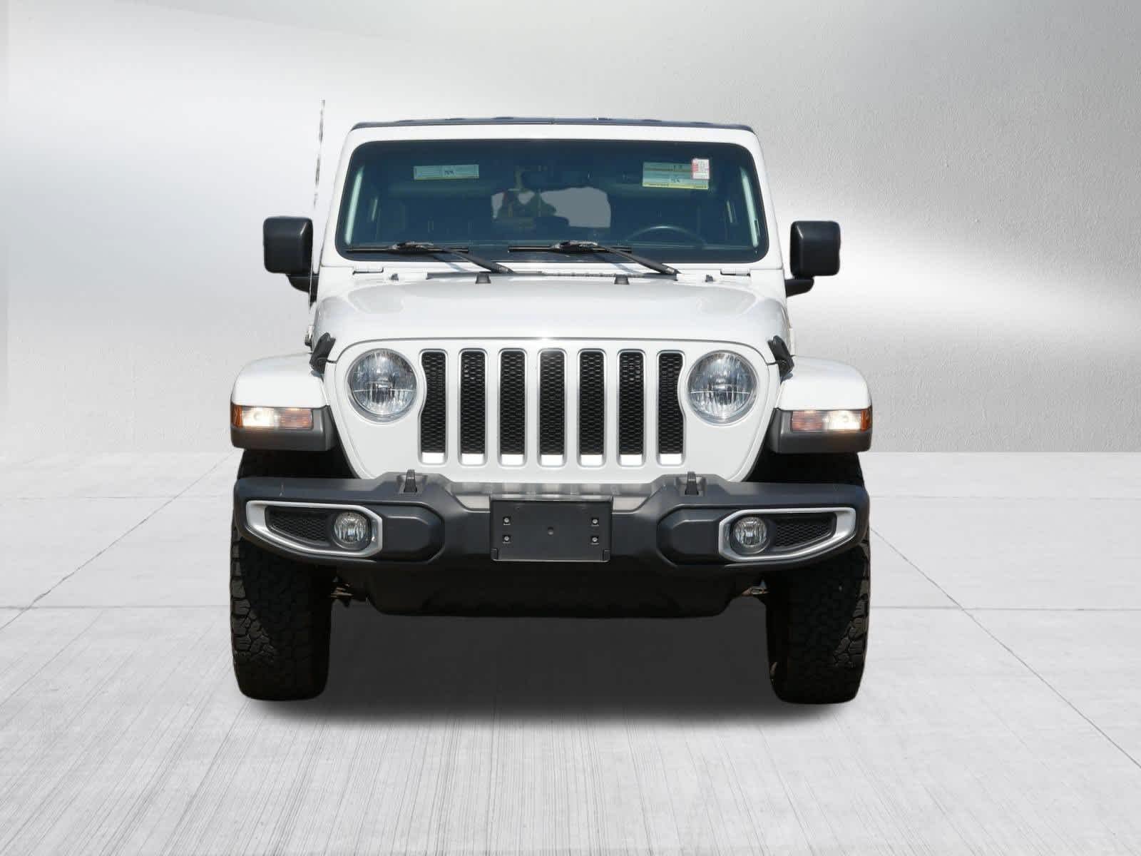 Used 2018 Bright White Jeep Sahara image 2