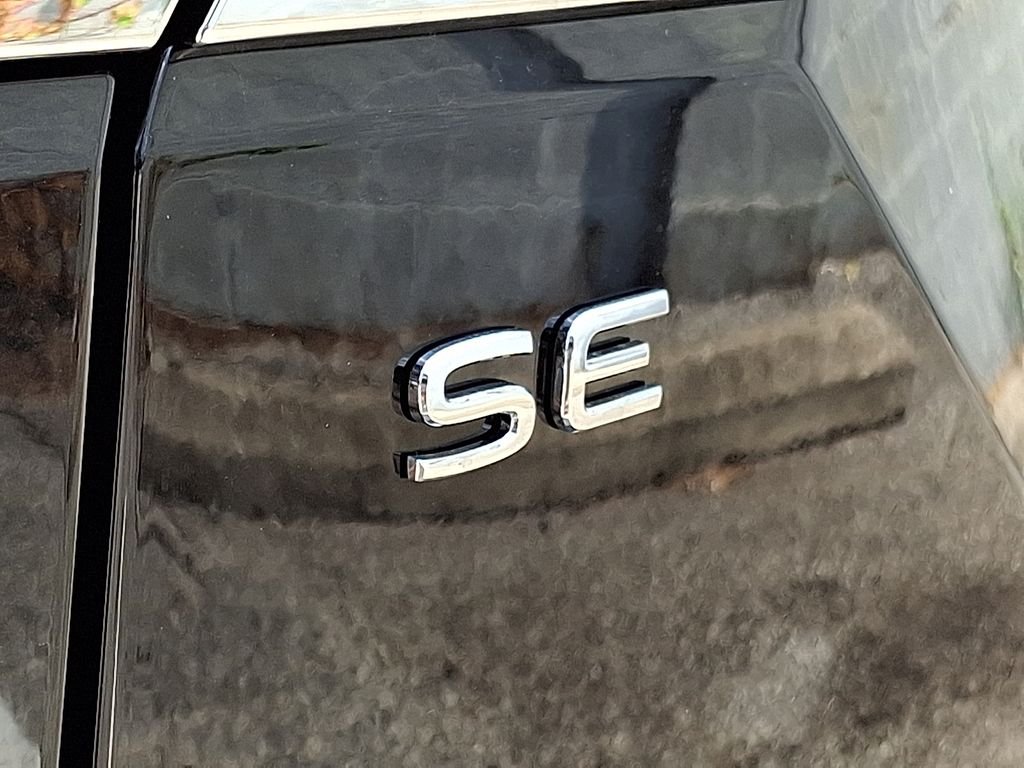 New 2026 Black Volkswagen SE w/Technology image 13