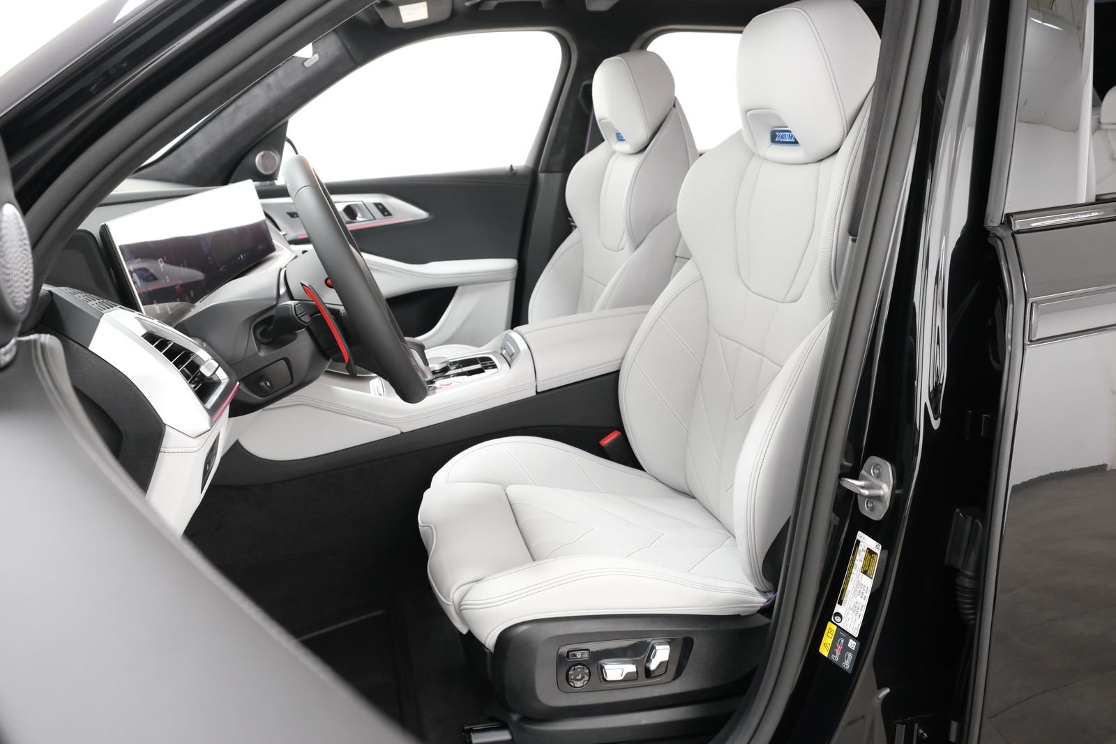 New 2026 Black Sapphire Metallic BMW Label image 46