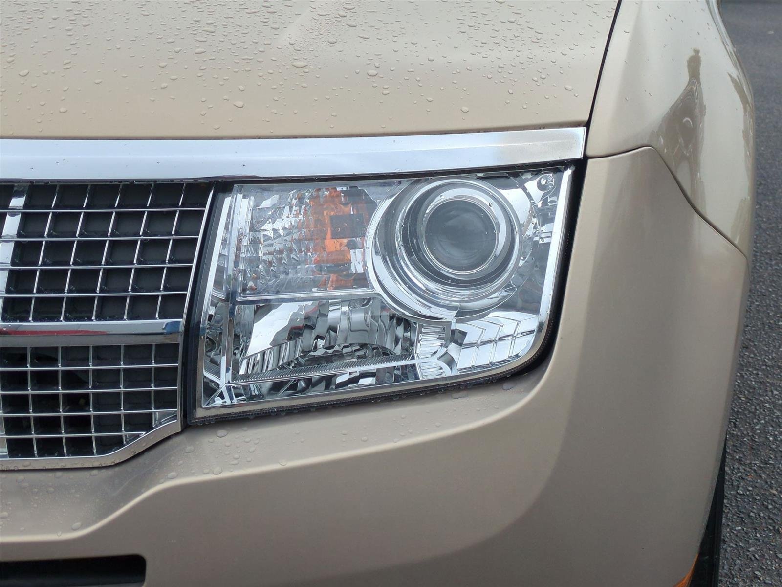 Used 2007  Lincoln  image 9