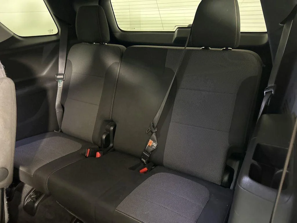 Used 2019 Silver Ice Metallic Chevrolet LT image 18