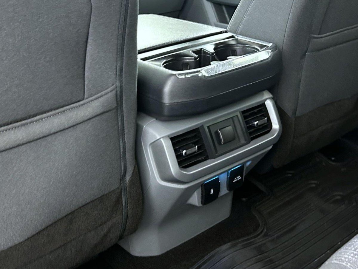 Used 2021 Blue Ford XLT image 21