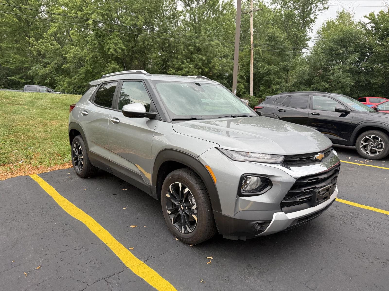 Used 2023 Sterling Gray Metallic Chevrolet LT image 2