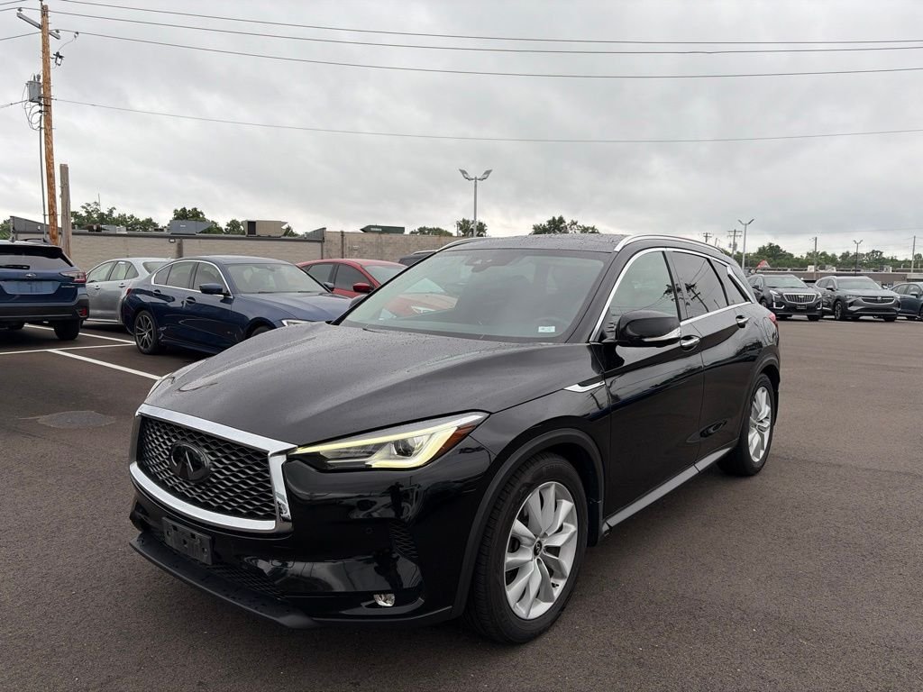 2019 INFINITI QX50 Essential AWD's photo