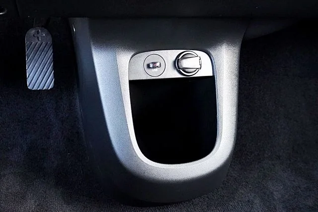 Used 2024 Gray Hyundai SEL image 29